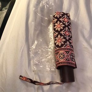 Vera Bradley medallion umbrella